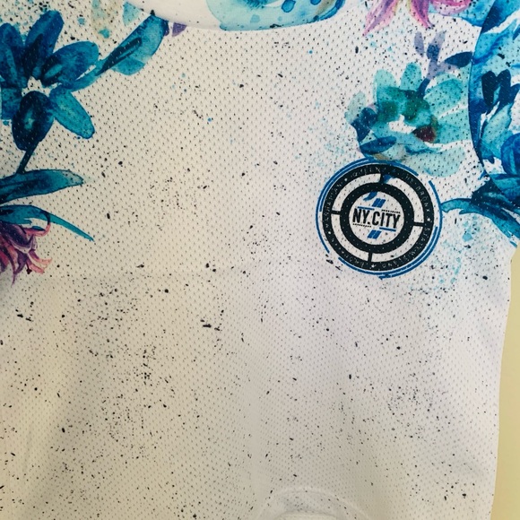 River Island Boys Toddler White Floral Print Short Sleeve Mesh T-Shirt - Picture 3 of 3